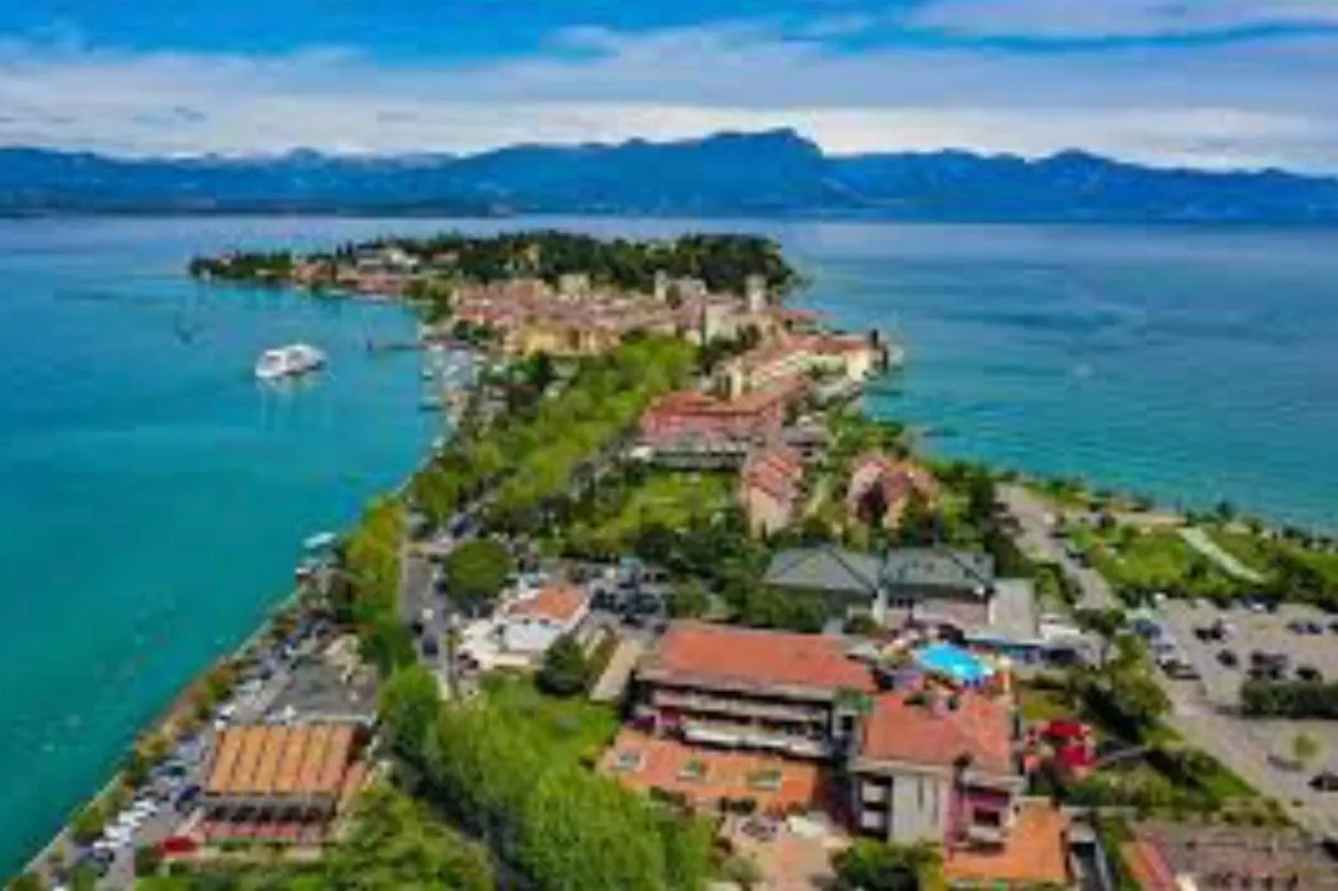 Hotel Vittoria Sirmione